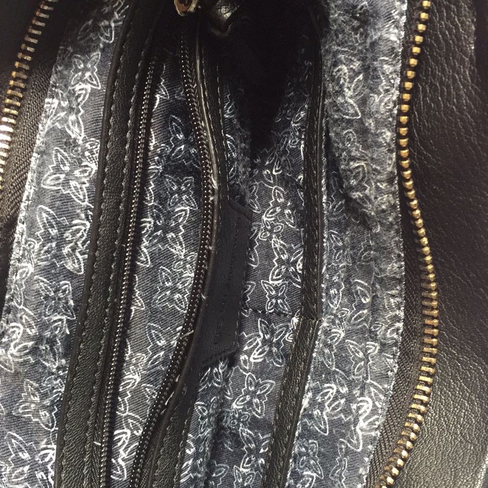 Bcbgeneration Purse - image 8